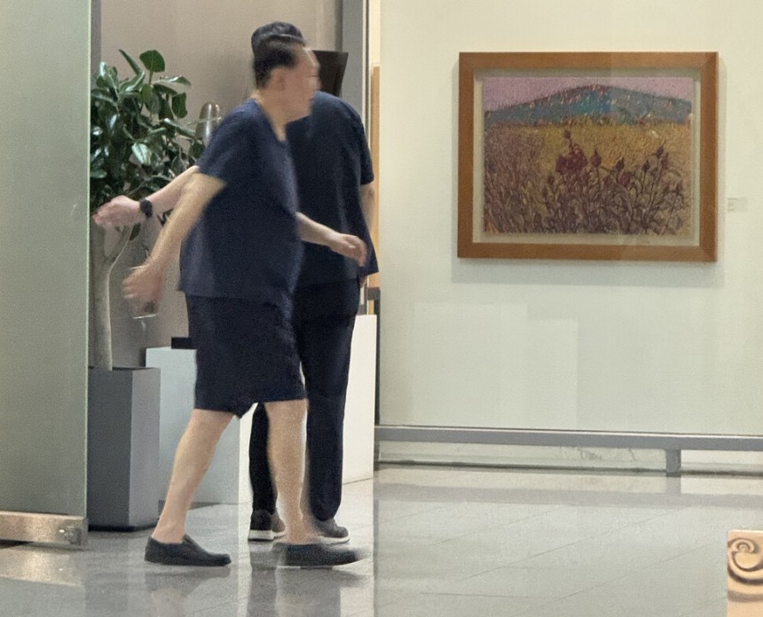 윤석렬 반바지.jpg